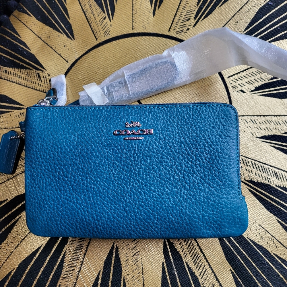 Coach NWT Lthr corner double zip Turquoise wristlet Brand New, beautiful color!
